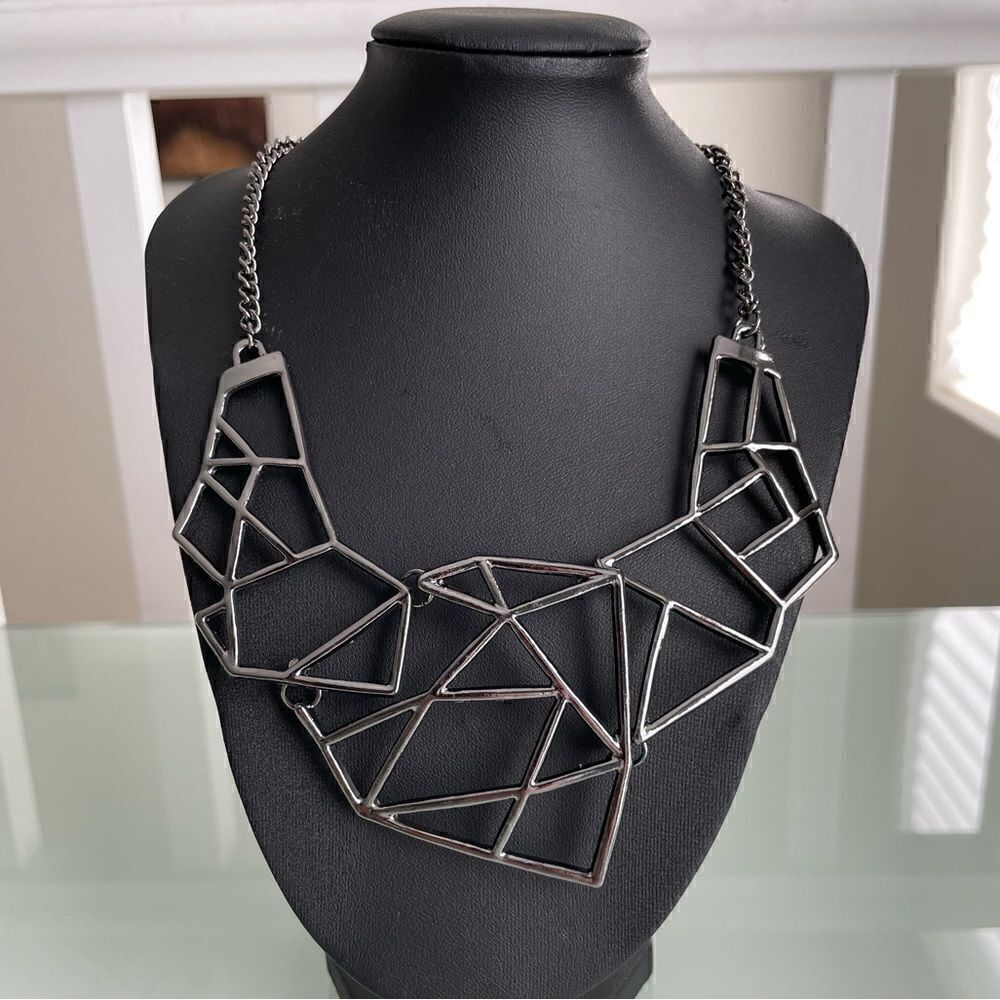 All Tangled Up Necklace/Earrings Set